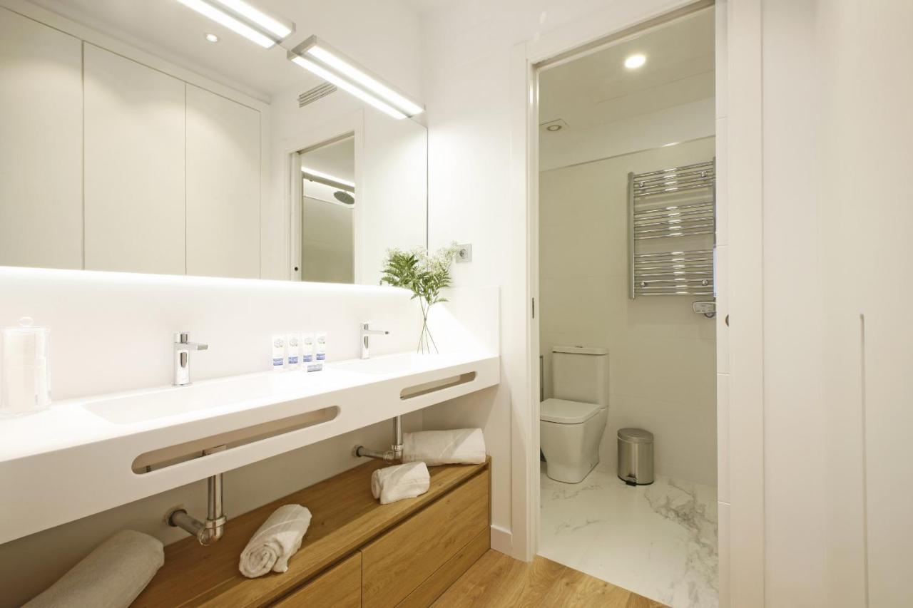 Gran Via Suites Madrid Exterior foto