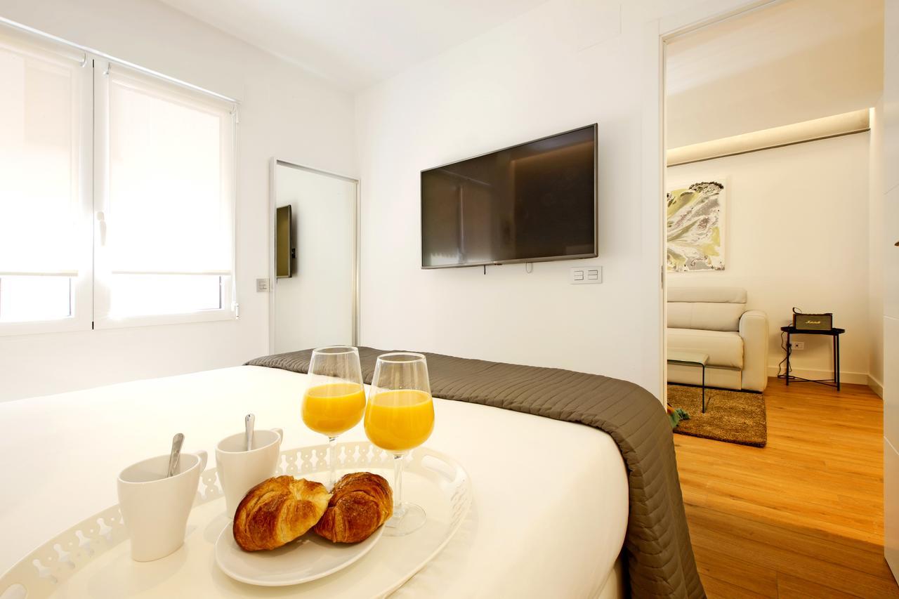 Gran Via Suites Madrid Exterior foto