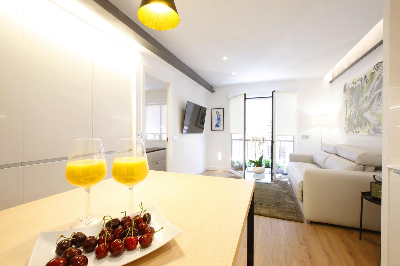 Gran Via Suites Madrid Exterior foto